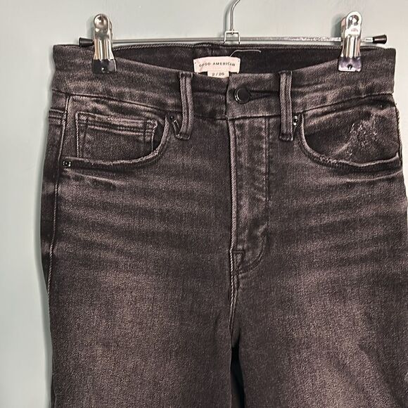 Good American Good Waist Skinny Leg Crop Length in Black - Picture 4 of 10